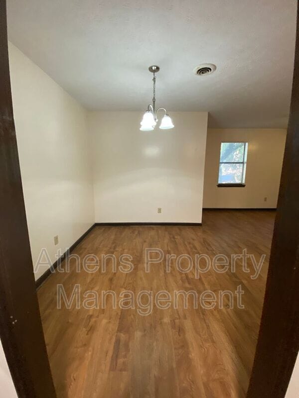 Building Photo - 113 St Andrews Ct