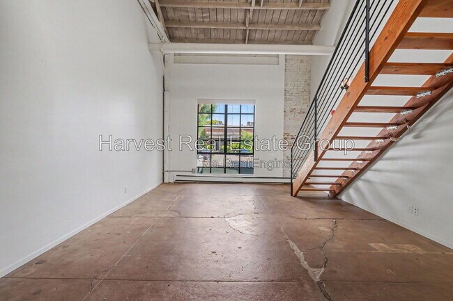 Foto del edificio - 1018 4th Ave