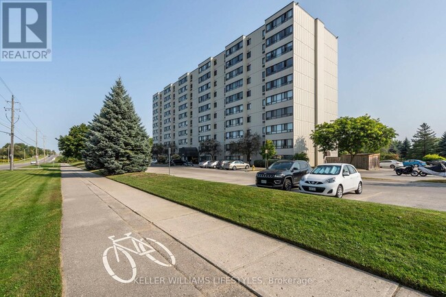 Building Photo - 1600 Adelaide St