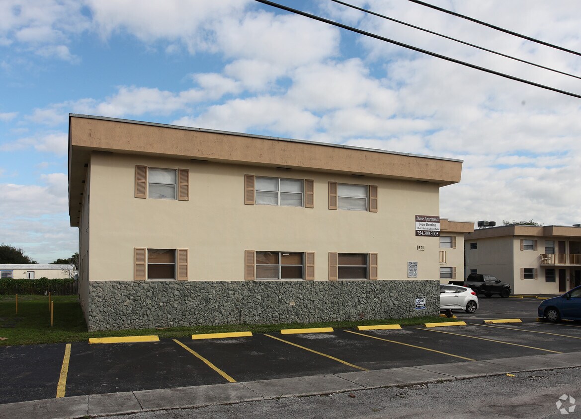 Davie Apartments - 5691-5711 SW 36th St Davie, FL 33314 | Apartments.com