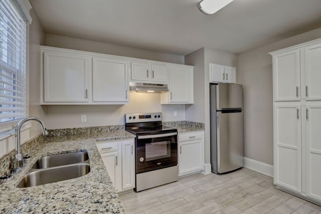 Photo - 105 Montgomery Ave House