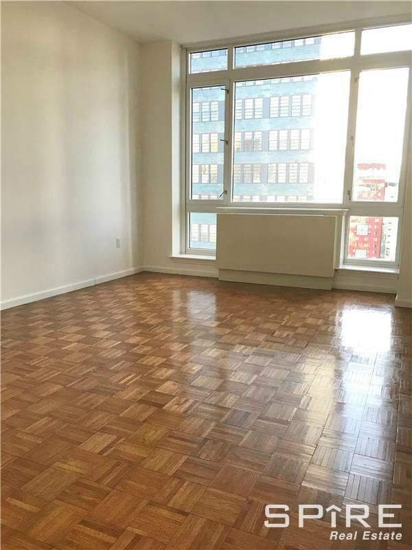 Building Photo - 341 W 43rd St