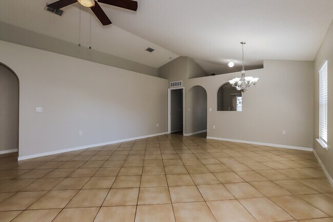 Building Photo - 1037 Brenton Leaf Dr