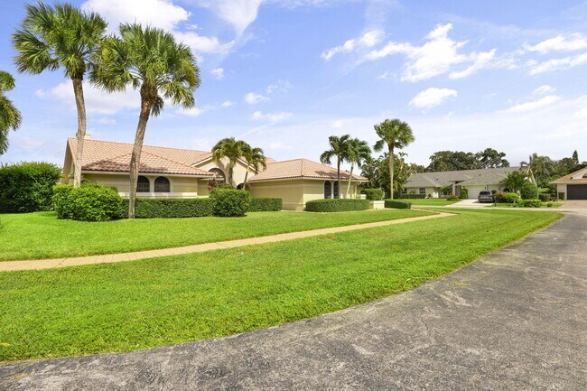 Foto del edificio - 12731 Headwater Cir