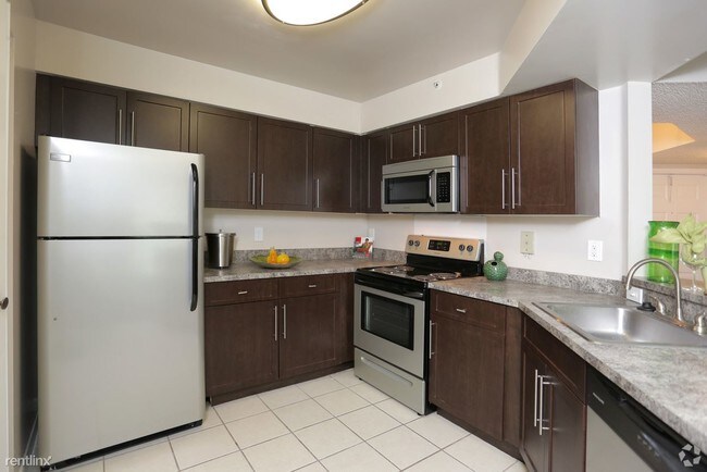 Building Photo - 2 br, 2 bath Apartment - 1698 S Palm Ave 101