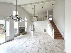 Building Photo - 1505 Shalain Dr