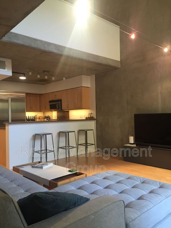 Building Photo - 1780 Kettner Blvd