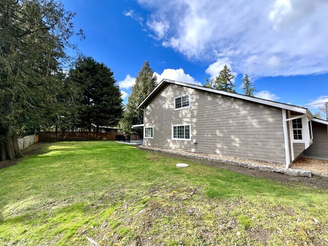 Foto del edificio - Spacious Living, Functional Comfort & Unbeatable Convenience