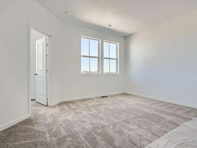Building Photo - 6562 Arbor Blvd E