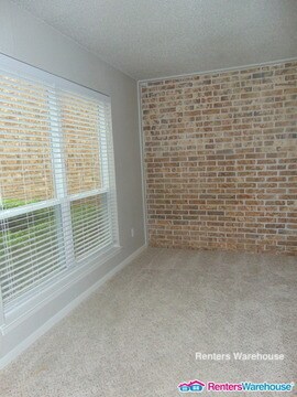 Building Photo - 2936 Shady Lake Cir