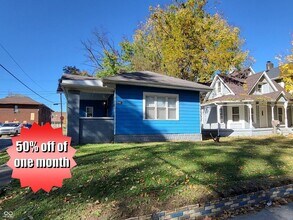 Building Photo - 402 N Bradley Ave