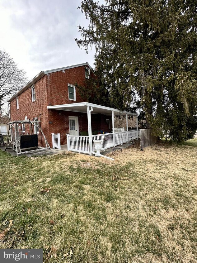 Foto principal - 725 Sunset Ave