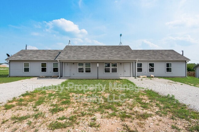 Building Photo - 168 Private Rd 2202