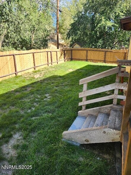 Foto del edificio - 7720 Fowler Ave