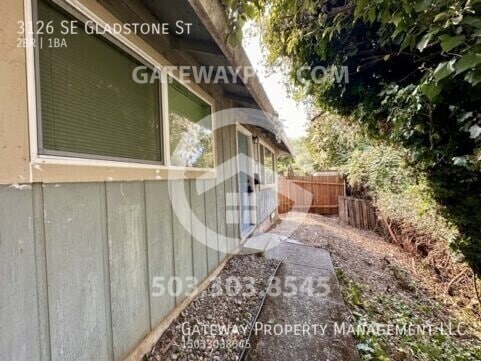 Building Photo - 3126 SE Gladstone St