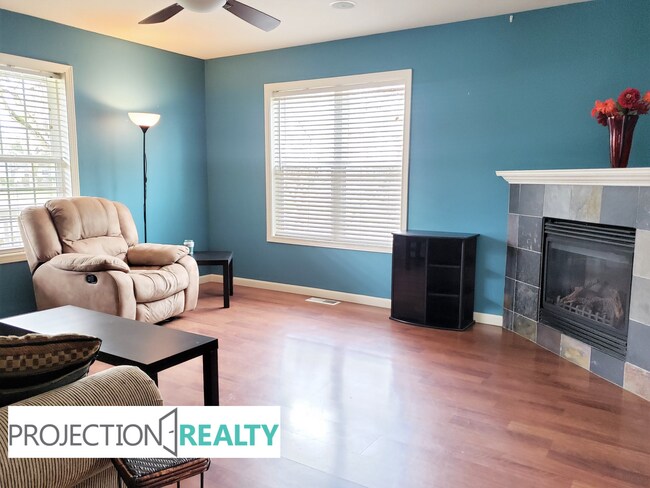 Foto del edificio - 6452 NE Mallory Ave