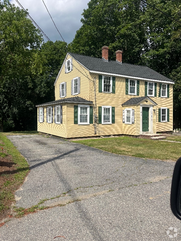 Building Photo - 62 Kilbourn Rd