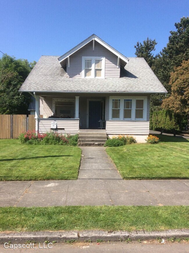 Building Photo - 1 br, 1 bath Apartment - 3727 SE Cora St.
