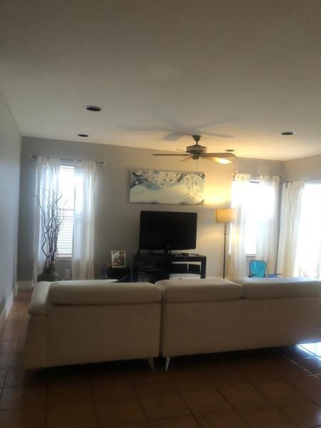 Foto del edificio - 343 SW 183rd Terrace