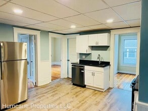 Building Photo - 16 Olivine St