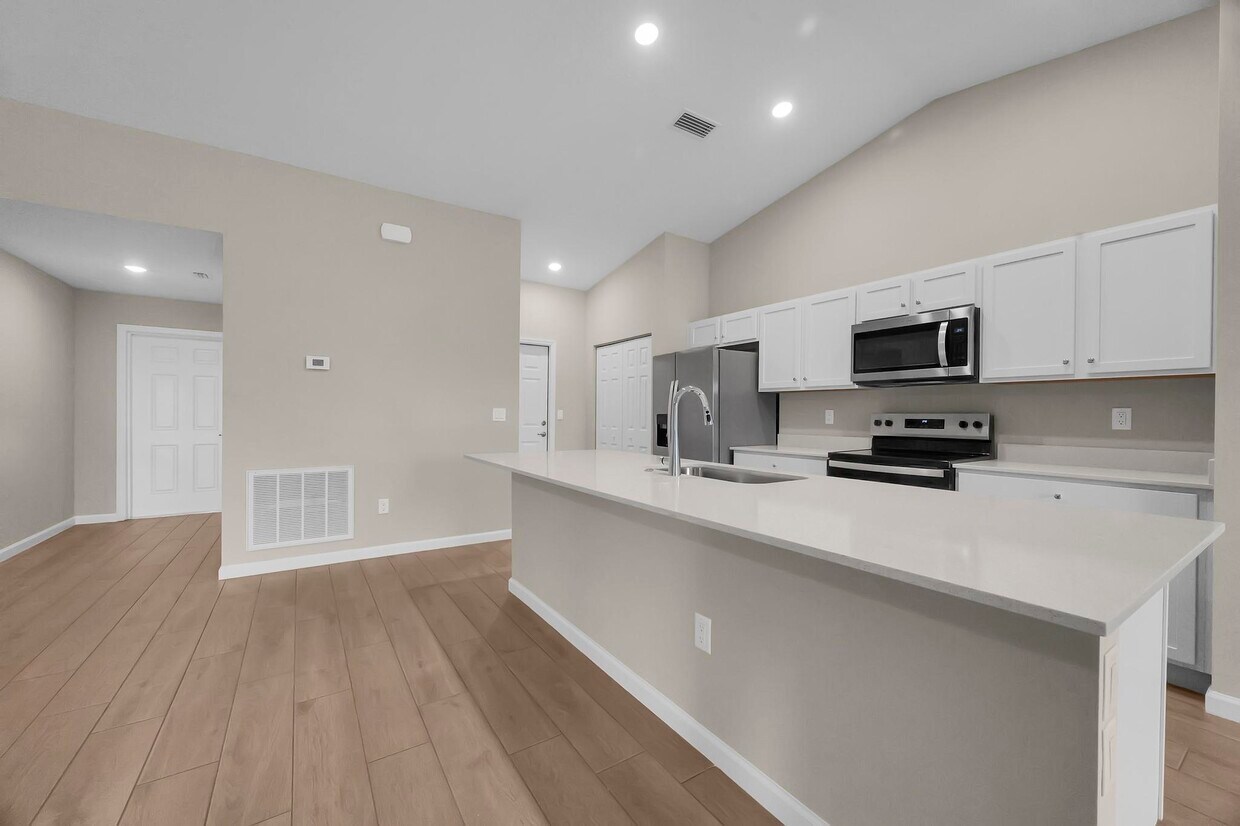 Foto principal - 1879 SW Lennox St