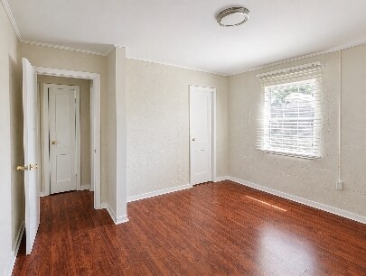 Building Photo - 1502 Pepper Dr