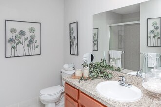 2BR, 2BA - 1,451 SF Arlington II First Floor Plan - Ashford Apartments