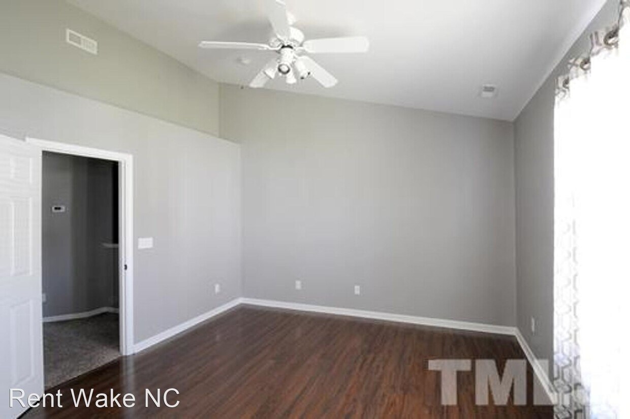 3 br, 2.5 bath House 3359 Bridgeville Road House Rental in Raleigh