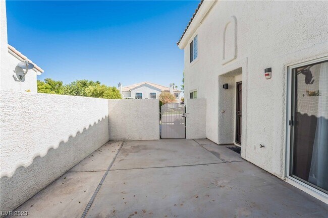 Building Photo - 439 Rumford Pl