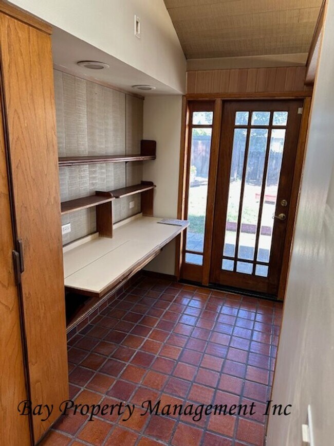 Foto del edificio - Charming 3 bedroom 2 bath home in South Sa...