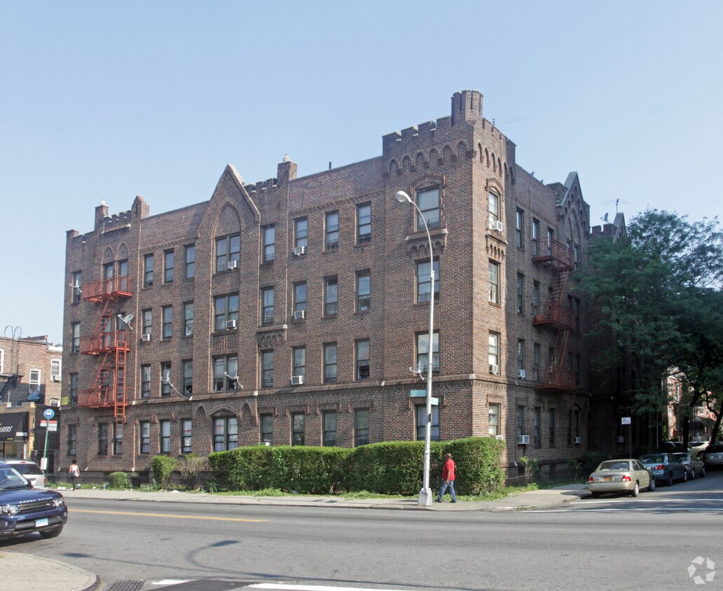 Foto principal - 782 E 32nd St