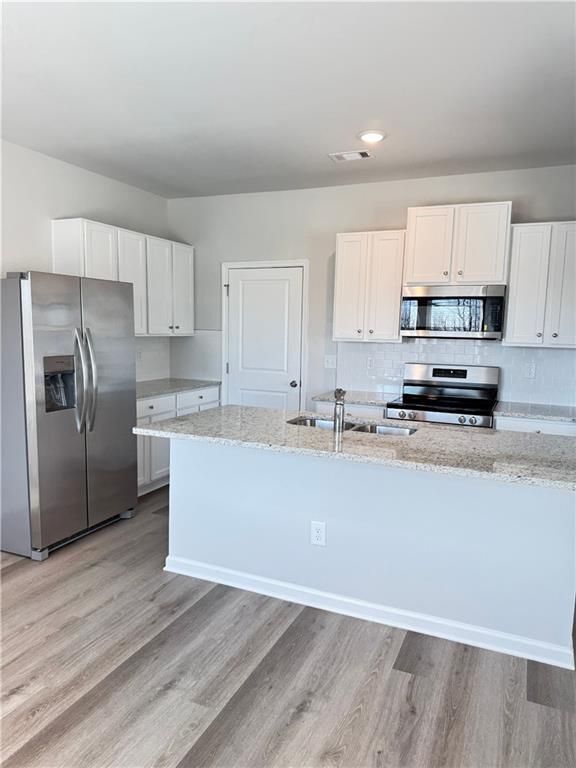 Building Photo - 11071 Suria Dr