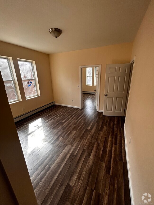 Clay Arsenal Short Term Apartments for Rent Hartford, CT 1 Rentals