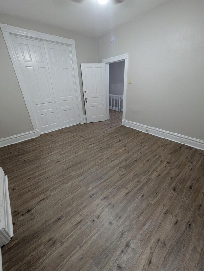 Foto del edificio - 3324 Illinois Ave