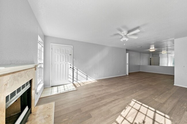 Building Photo - 6500 Sands Point Dr