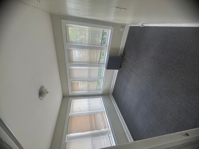 Building Photo - 8141 S Marshfield Ave