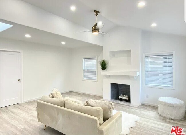 Open space - 2312 28th St