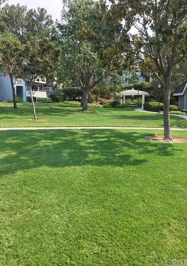 Foto del edificio - 26808 Claudette St
