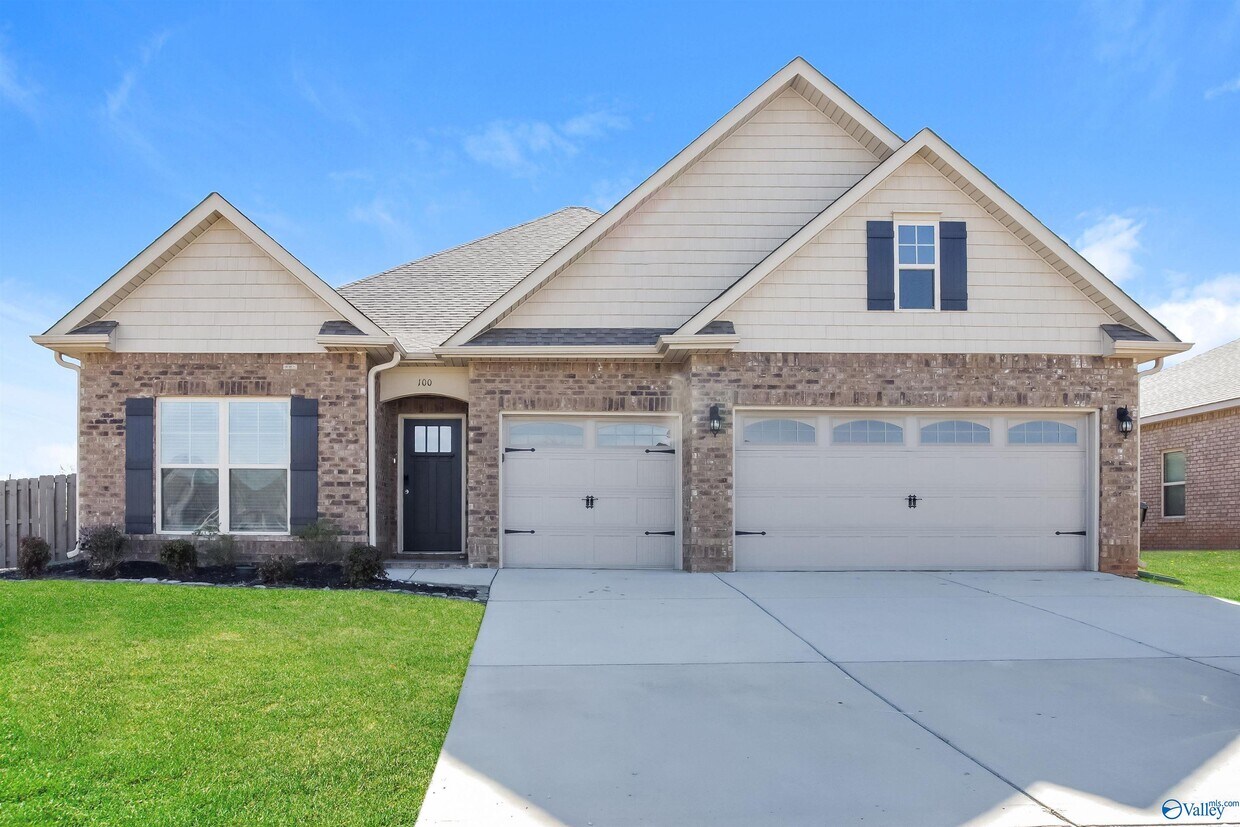 100 Burlcrest Ct, Meridianville, AL 35759 House Rental in