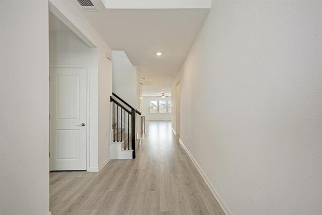 Foto del edificio - 345 Andesite Trl