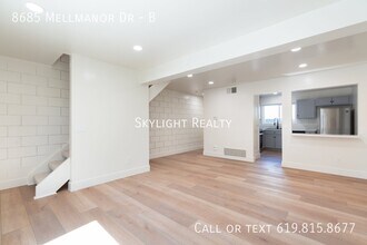 Building Photo - 8685 Mellmanor Dr