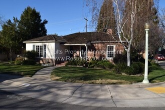 Building Photo - 1679 9th Ave