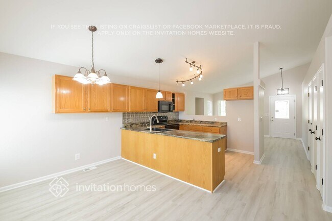 Building Photo - 3538 S Ceylon Way