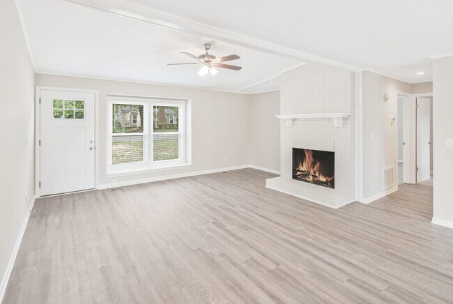 Building Photo - 6634 Pueblo Ln