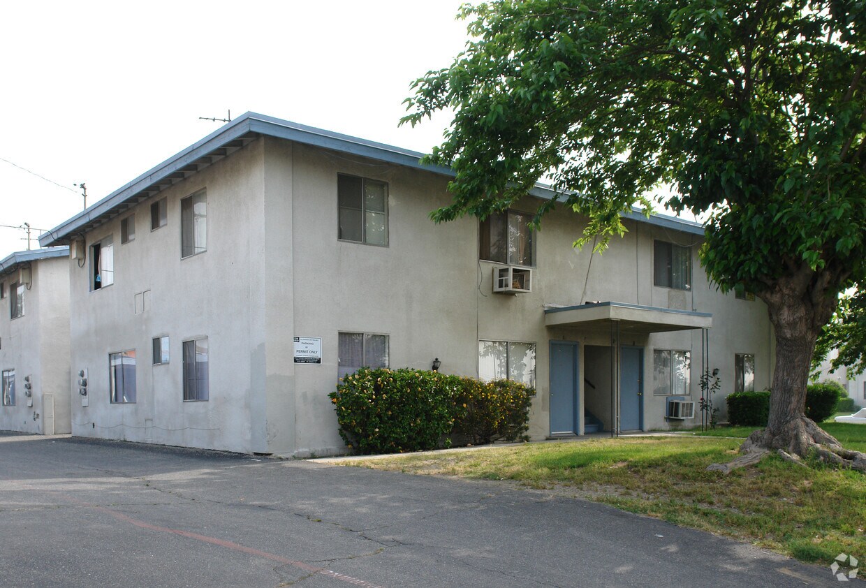 Primary Photo - 9290 Wheeler Ct