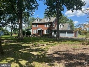 Building Photo - 487 Groffs Mill Rd