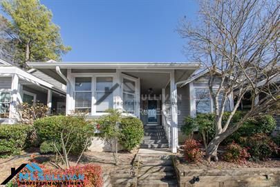 Foto del edificio - 106 Elmwood Cir