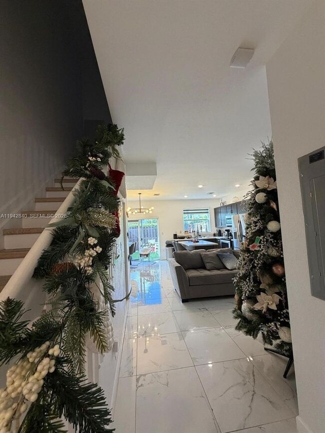 Foto del edificio - 1656 SE 27th Terrace