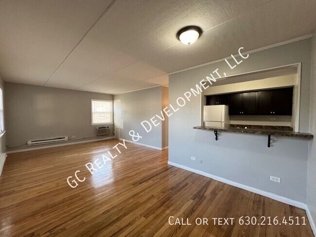 Building Photo - ***CRYSTAL LAKE 1ST FLOOR UNIT / 2 BDRM - ...