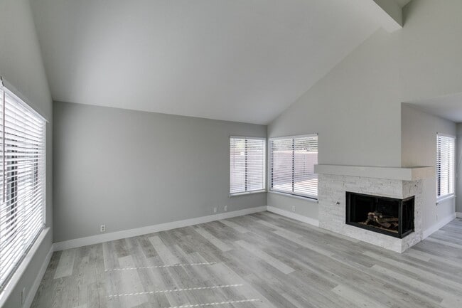 Foto del edificio - 3-Bedroom Dream Home in Green Valley